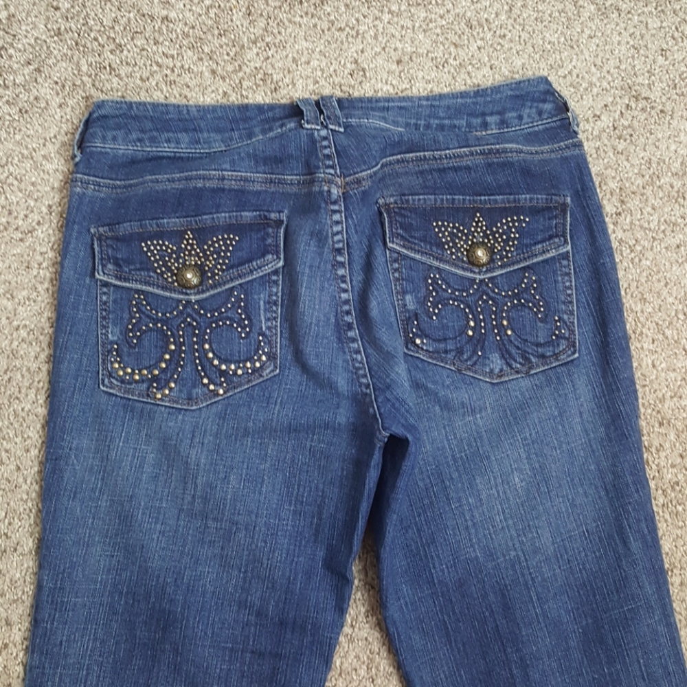 Cache Jeans - Picture 4 of 6